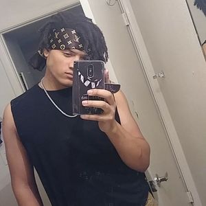 Meet your Posher, Adrian